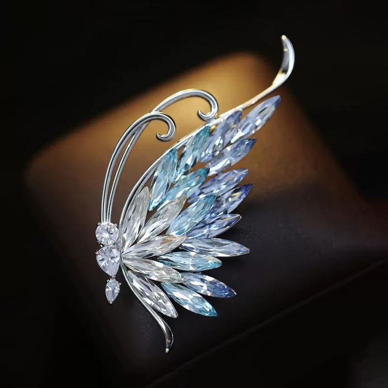 Butterfly Brooch Manufacturer - Sophisticated High-End Crystal Elegant Luxurious Alloy Pin