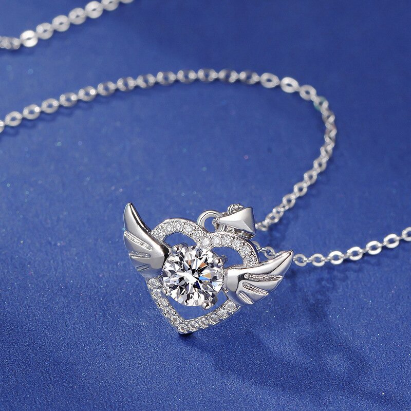 Flower Necklace Manufacturer - Muse Trending Flower Platinum Plated One Carat Zircon Pendant