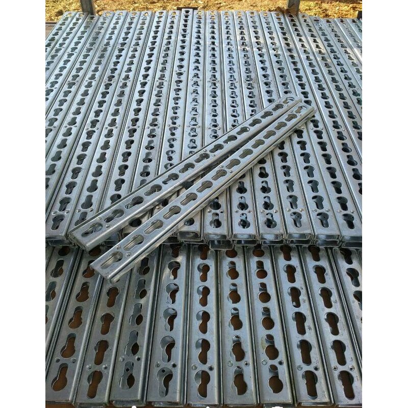 Horse Jump Supplies Manufacturer - Stainless Steel Metal Keyhole Tracks for Horse Show Jumping