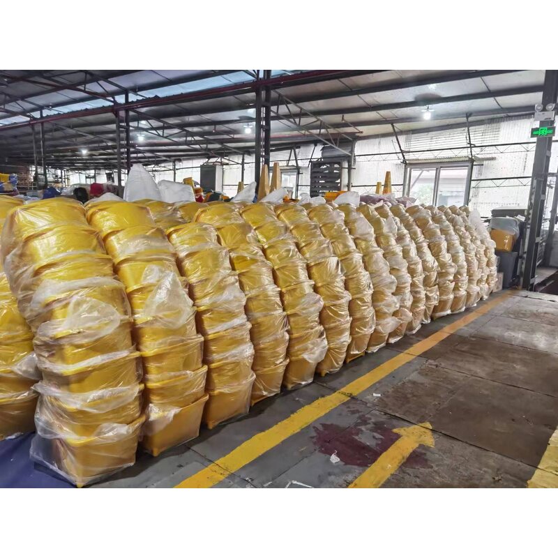 Cleaning Cart Manufacturer - OEM/ODM Custom Hotel Cleaning Cart Plastic Janitor Trolley for Housekeeping