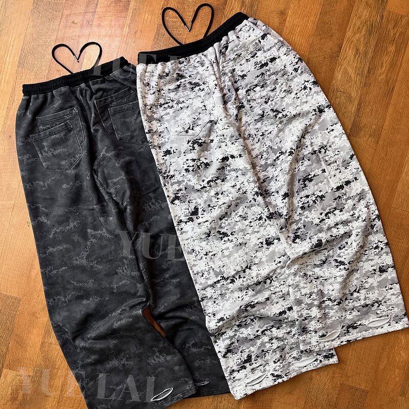 Men's Sweatpants Manufacturer - OEM/ODM Custom Logo Men's Embroidery Wide Leg Sweatpants Digital Camouflage Distressed