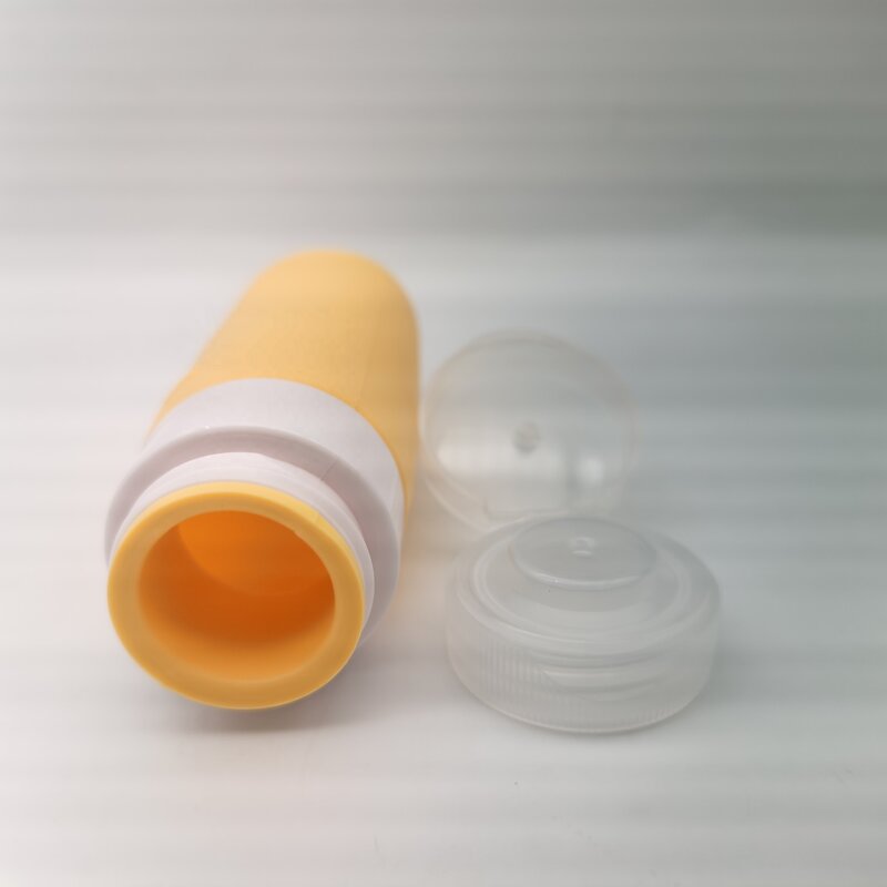 Silicone Shampoo Bottles Manufacturer - OEM/ODM Custom 90ml Silicone Squeezable Shampoo Bottles Travel Friendly Leakproof