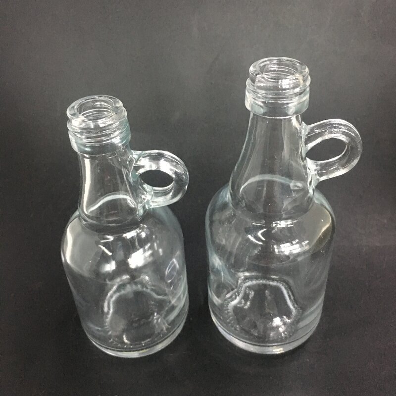 Mini Clear Wine Glass Bottle Manufacturer - OEM/ODM Custom 36ml 55ml Mini Clear Wine Glass Bottle with Small Ear Handle