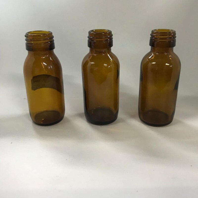 Amber Glass Syrup Bottle Factory - OEM/ODM Custom 60ml Amber Glass Syrup Bottle with White Temper Evident Screw Cap