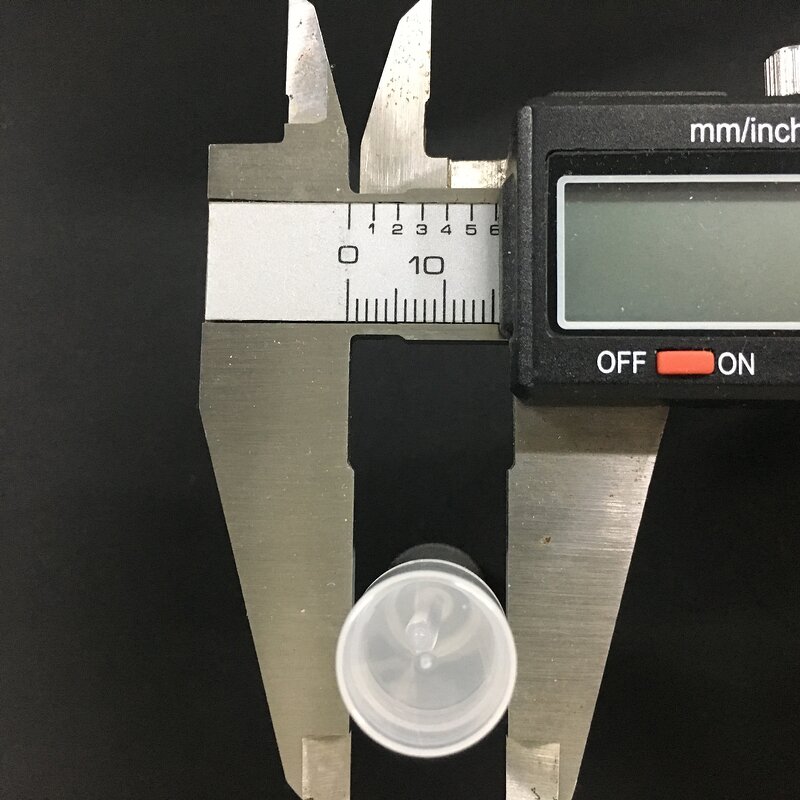 Lip Balm Empty Container Factory - OEM/ODM Custom 5g Lip Balm Empty Container Clear Tubes with Twist Bottom Top Lid