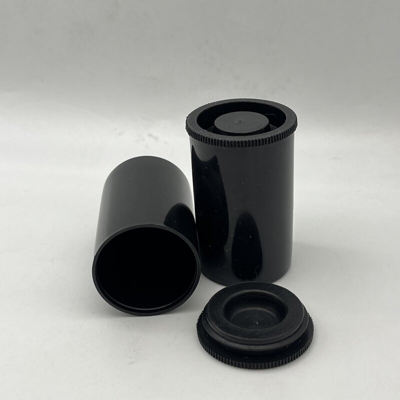 Film Canisters with Caps Factory - OEM/ODM Custom Film Canisters with Caps 35 mm Empty Camera Reel Storage Containers