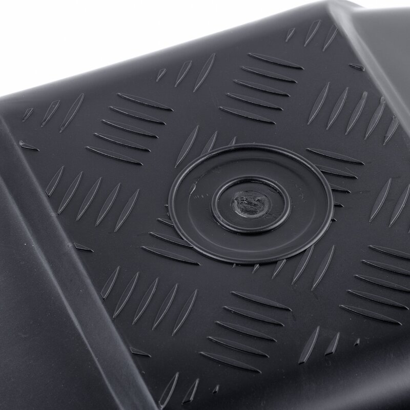 Trailer Fenders Manufacturer - Single Axle Black Plastic with Top Side Steps