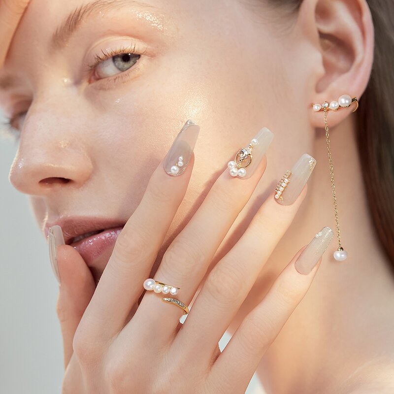 Cable Chains Bracelet Factory - OEM/ODM Custom 925 Silver Cable Chains Bracelet Three Cultured Freshwater Pearl Bracelet