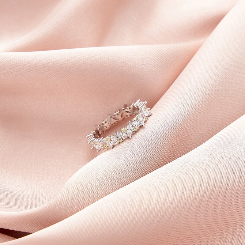 Three Stone Pear Cut Wedding Ring Manufacturer - OEM/ODM Custom S925 Silver Three Stone Pear Cut Cubic Zirconia Wedding Ring