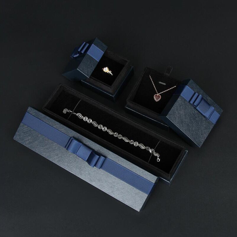 Newest Flannel Velvet Jewelry Box Manufacturer - OEM/ODM Custom Newest Flannel Velvet Box for Jewelry
