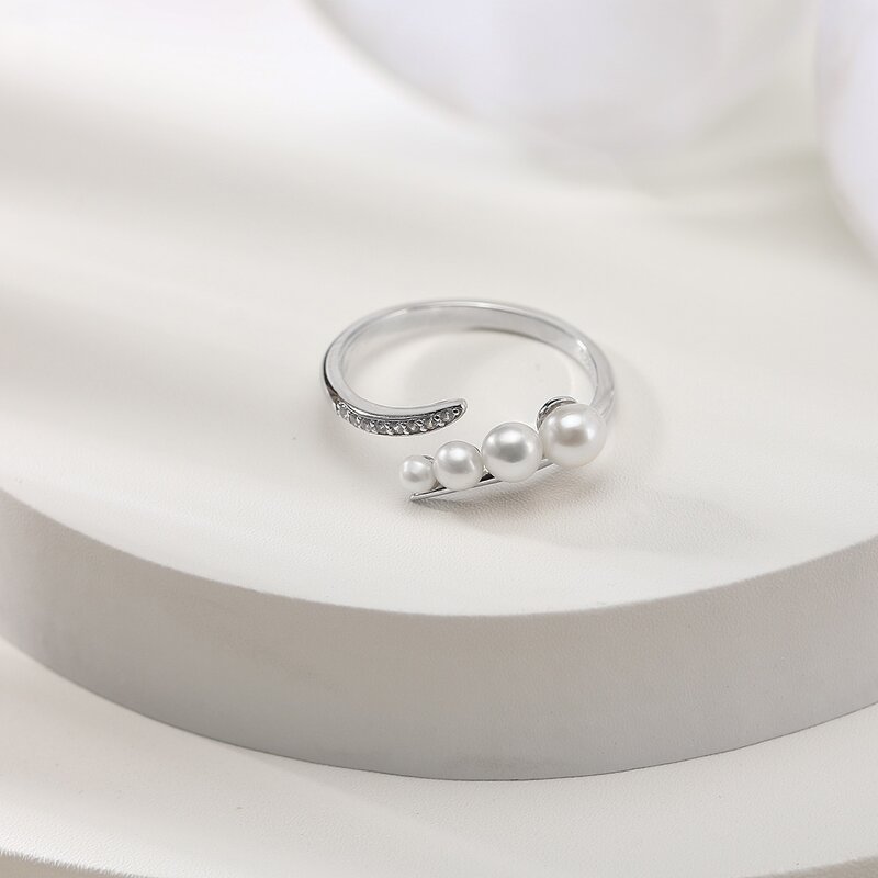 Cable Chains Bracelet Factory - OEM/ODM Custom 925 Silver Cable Chains Bracelet Three Cultured Freshwater Pearl Bracelet