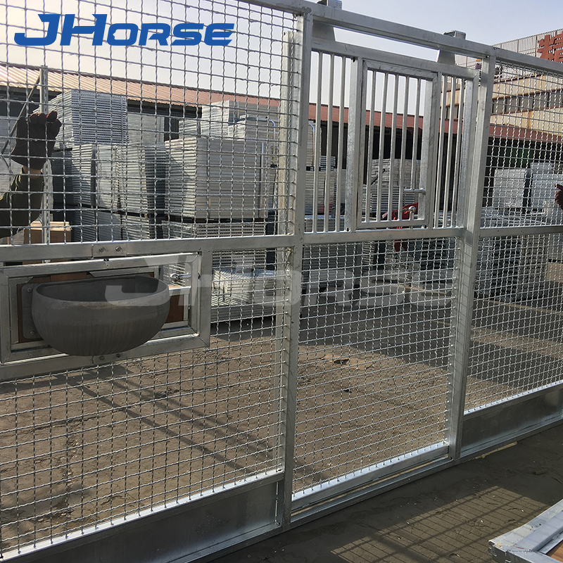 Hay Feeder Barn House Gate Factory - OEM/ODM Custom Free Steel Grids Hay Feeder Barn House Gate Horse Stables