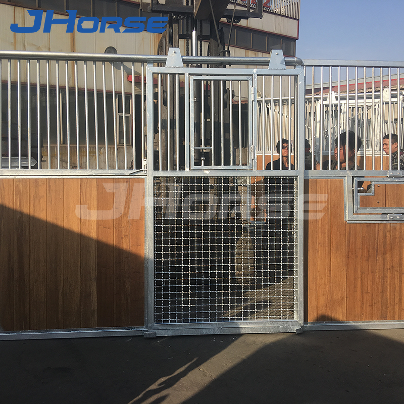 Hay Feeder Barn House Gate Factory - OEM/ODM Custom Free Steel Grids Hay Feeder Barn House Gate Horse Stables