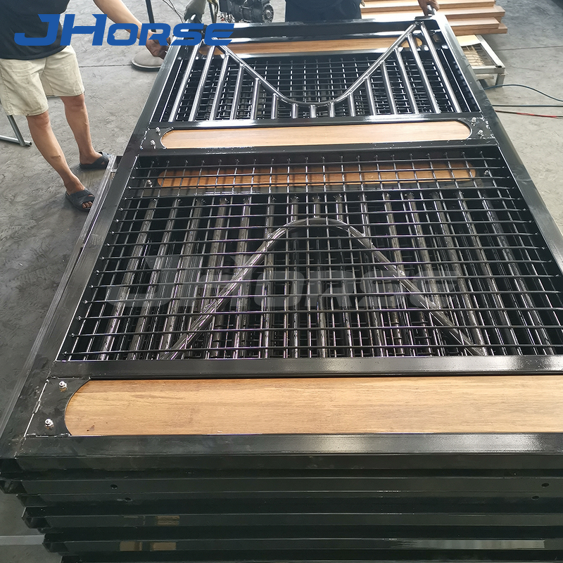 Stable Doors Factory - OEM/ODM Custom Portable Wood Hinge Metal Barn Stalls Stable Doors