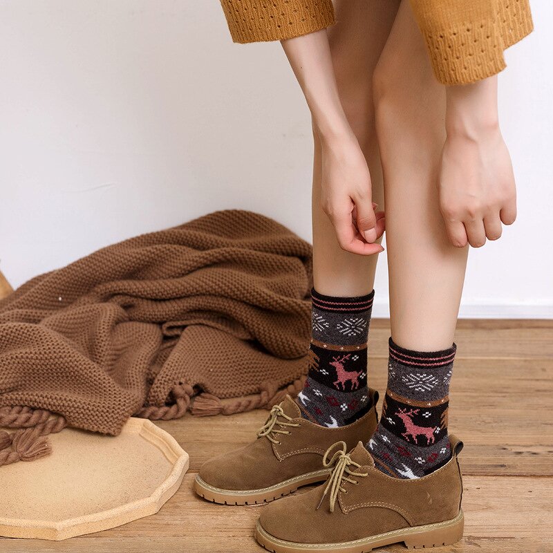 Women Socks Factory - Winter Cute Cat Animal Pattern Folk Thick Warm Socks