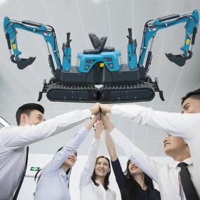 Mini Excavator Manufacturer - China Factory Strong Power 0.8-1Ton CE Approve