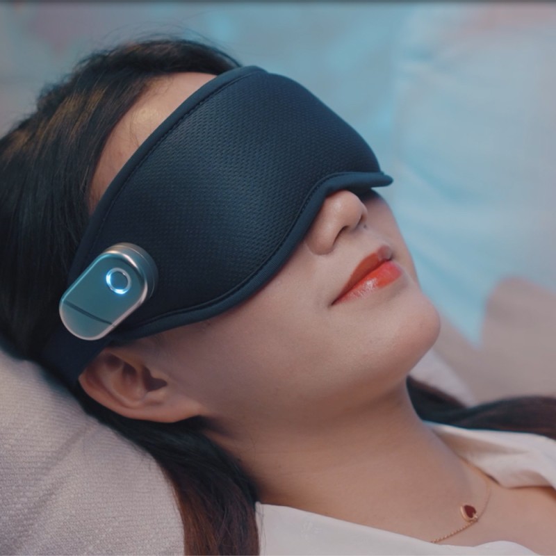 Electric Vibration Eye  Care Device Hot Compress Acupoint Eye Pain Relief Hot and Cold  Air Pressure Eye Massager