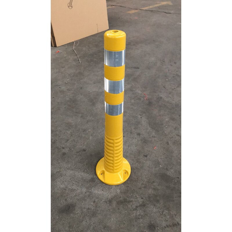 Delineator Post Manufacturer - High Visibility PU Flexible Bollard