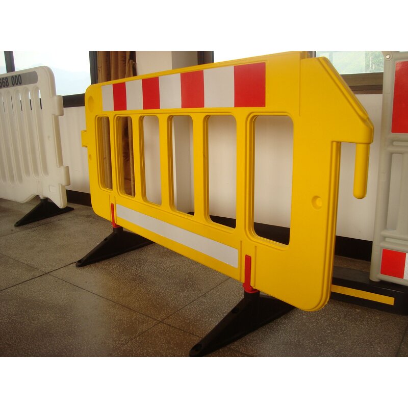Barricade Fence Factory - Plastic Water Injection Foldable