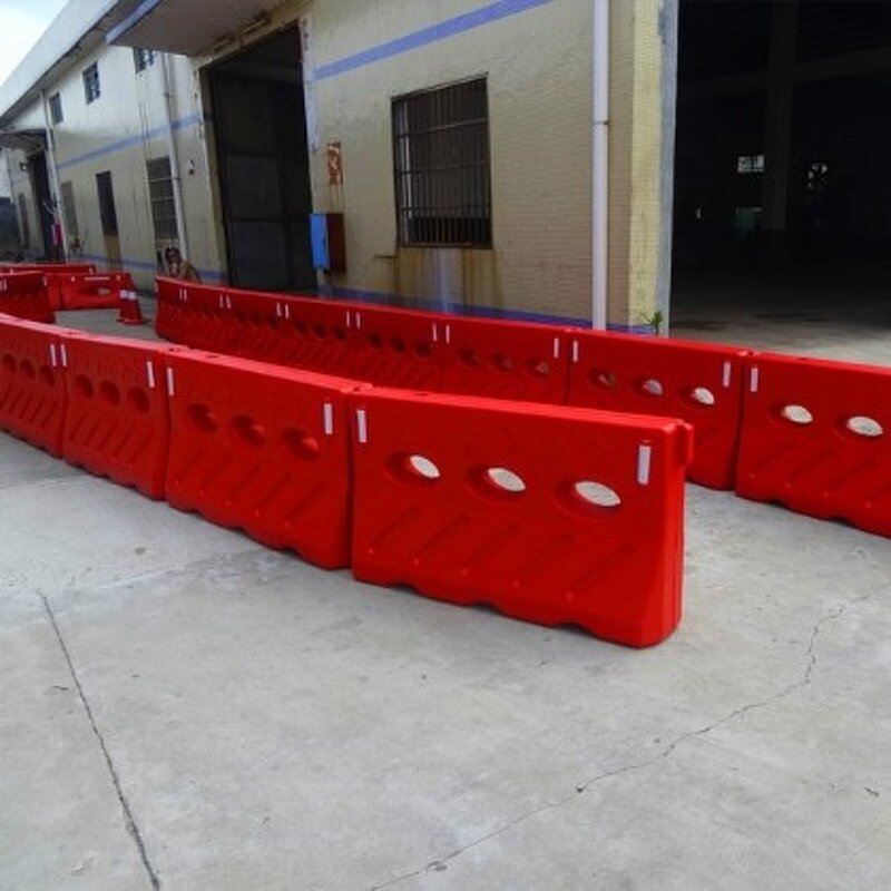 Traffic Barrier Factory - Wholesale Water-filled Plastic Safety