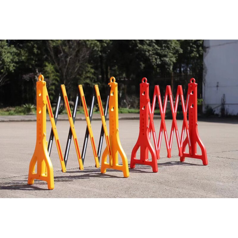 Traffic Fence Supplier - Water Filled Retractable Adjustable