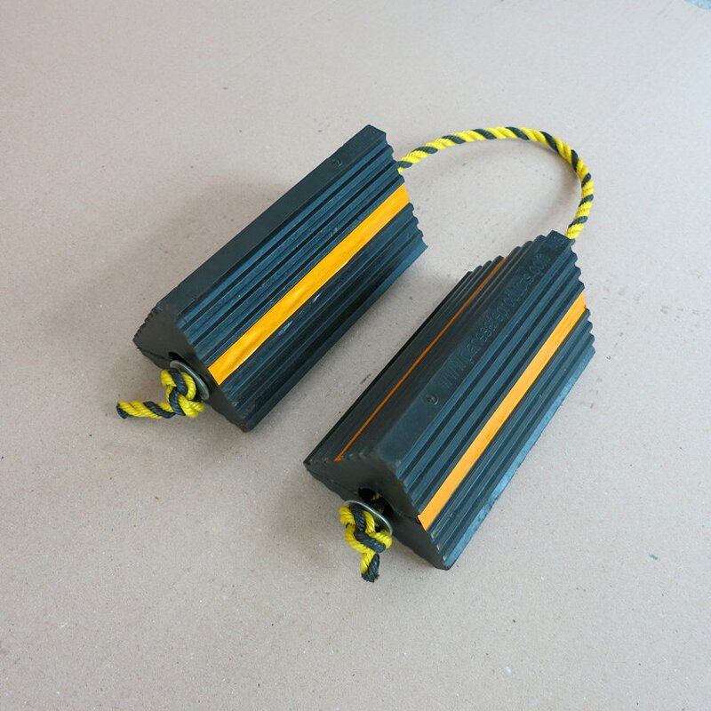 Wheel Chocks Supplier - Durable Rubber Airplane with Rope