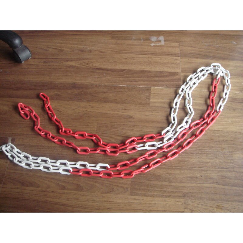 Plastic Chain Manufacturer - Highway Red White 6mm Colored