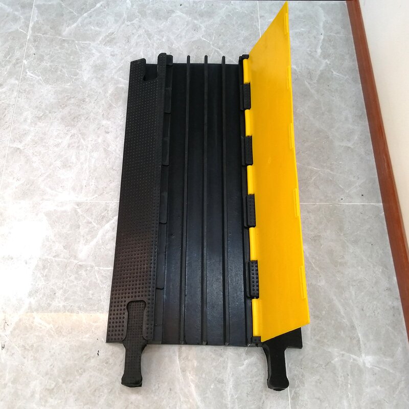 Cable Protector Supplier - Outdoor 4 Channel Hose Bridge Ramp