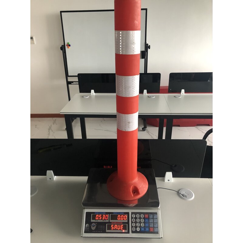 Bollard Manufacturer - PU Soft Unbreakable Flexible Delineator