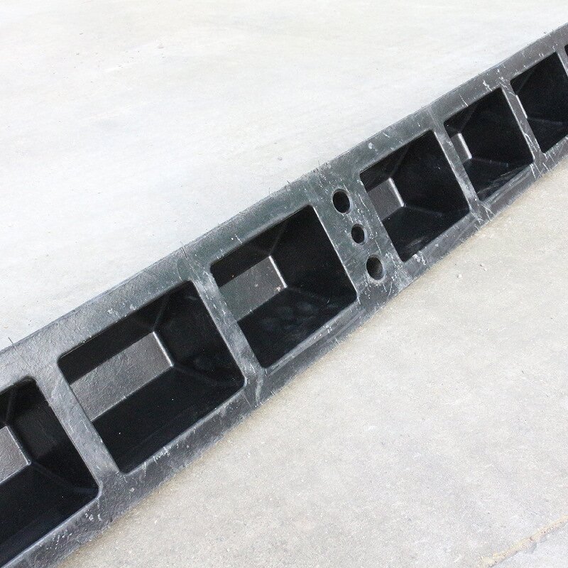 Wheel Stopper Manufacturer - 1650mm Black Yellow Rubber Ramp
