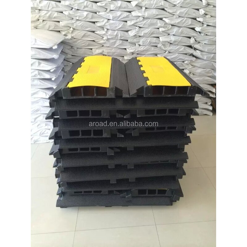 Cable Protector Supplier - 93cm Dual Color 3 Channel Rubber