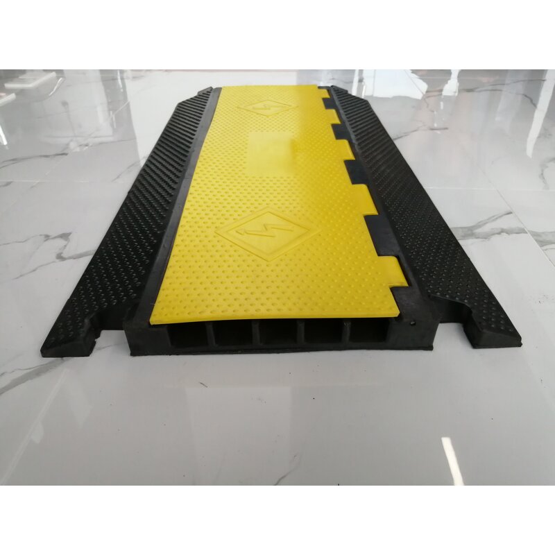 Cable Ramp Manufacturer - 5 Channel PU Plastic Car Ramp