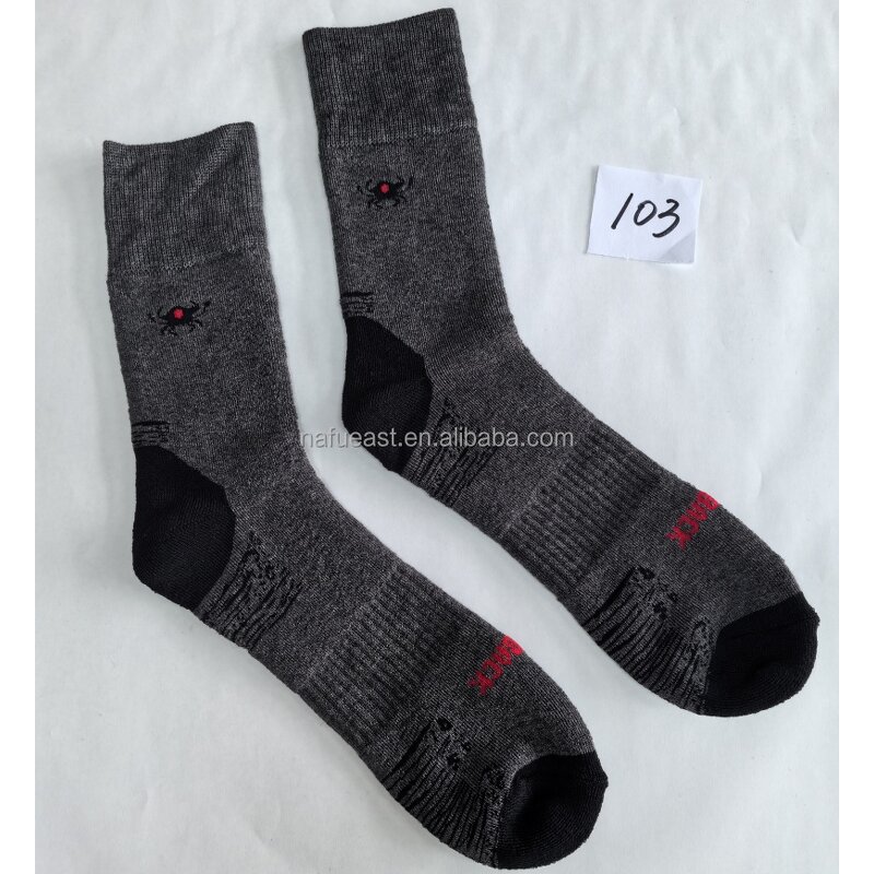Sports Socks Supplier - Custom Logo Unisex Crew Breathable