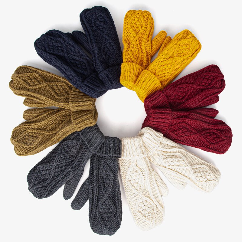 Acrylic Glove Manufacturer - Popular Nordic Style Winter Jacquard Pattern Fleece Lining