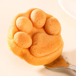 Hot Selling Bear Claw Shape Soft Cake Original Flavor Egg Pastry Butter Cake Healthy Snacks Dessert for Breakfast Children Cake