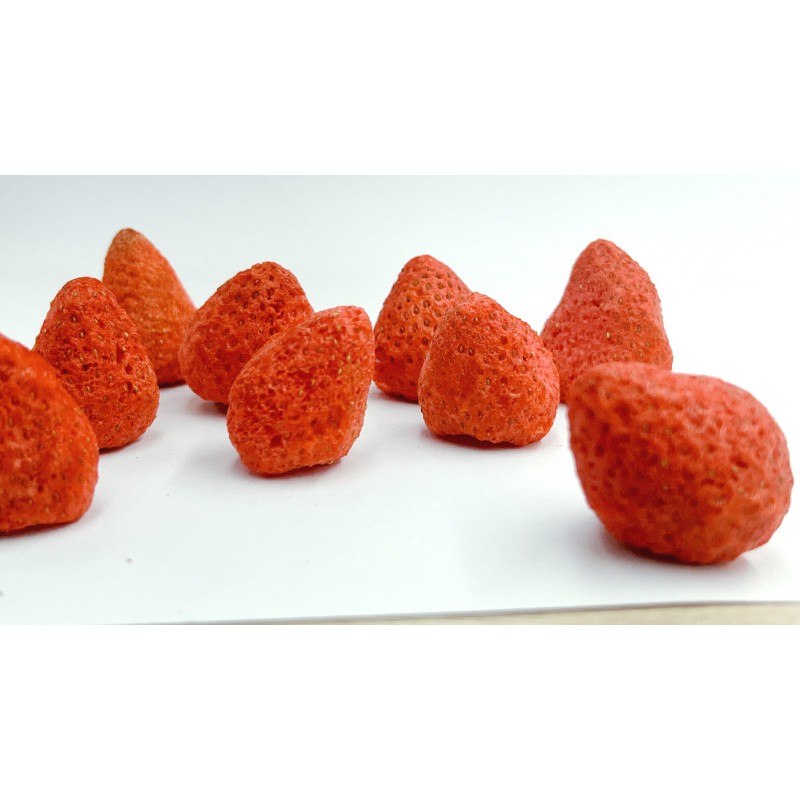 Freezed Dry Strawberry  Whole  Half Sliced Strawberry Dried Fruits and Vegetables Freeze Fruit in Bulk