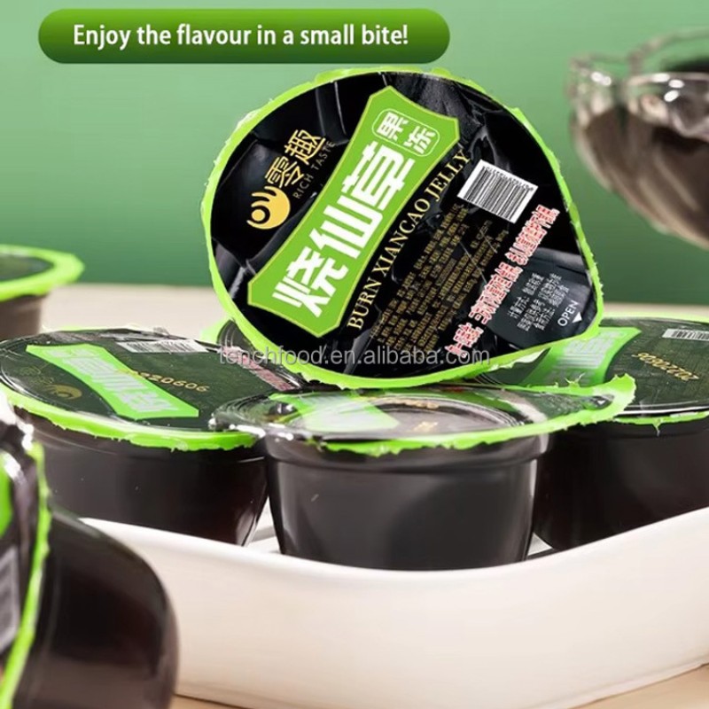 Traditional Grass Jelly Gelatinous Bubble Tea Topping with Herb Infused Pudding Jelly Snack