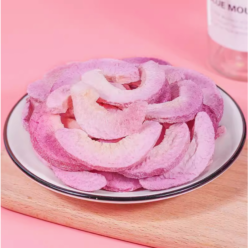 Factory Supply Organic Freeze-Dried Sweet Peach Cubes FD Sliced Honey Peach Freeze Dry Fruit Natural Snack Vacuum Packed in Bulk