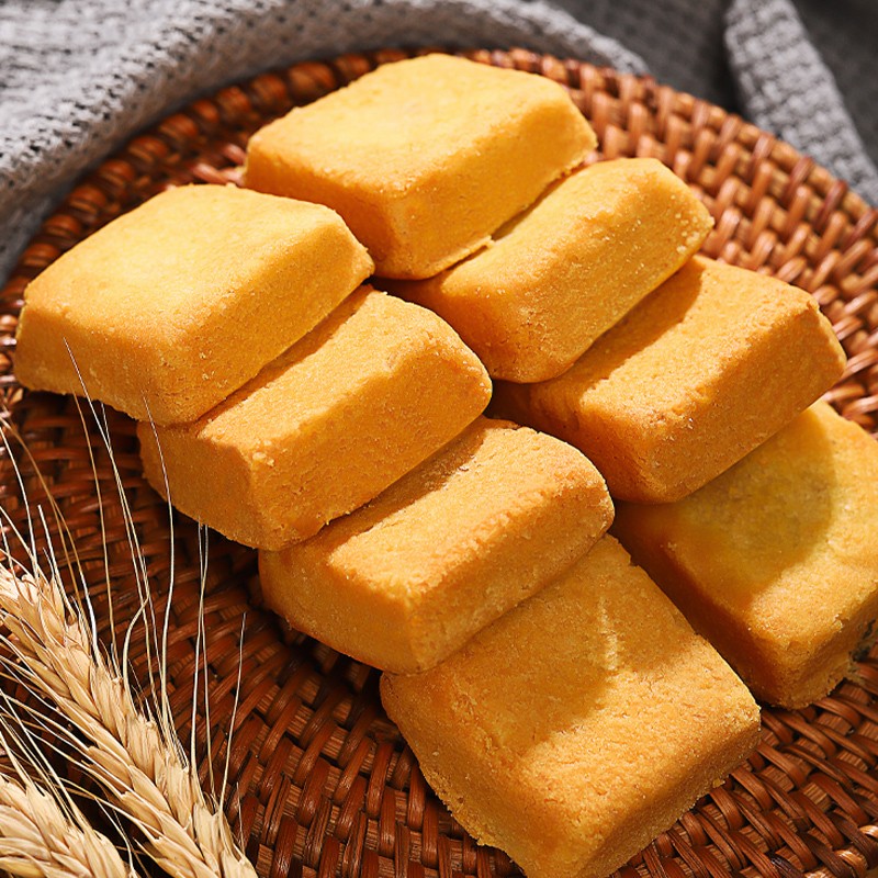 Traditional Chinese Snacks  Pineapple Shortcake Sandwich Biscuits Dessert Pastry Fruit Flavor Crisp Pie Cake