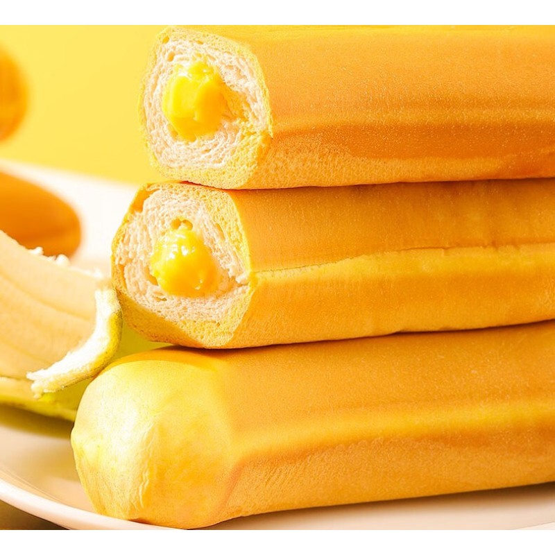 320G Custom Soft White Bread Breakfast Sandwich Pastry Peelable Banana Stuffed Bread Cake in Box Packaging
