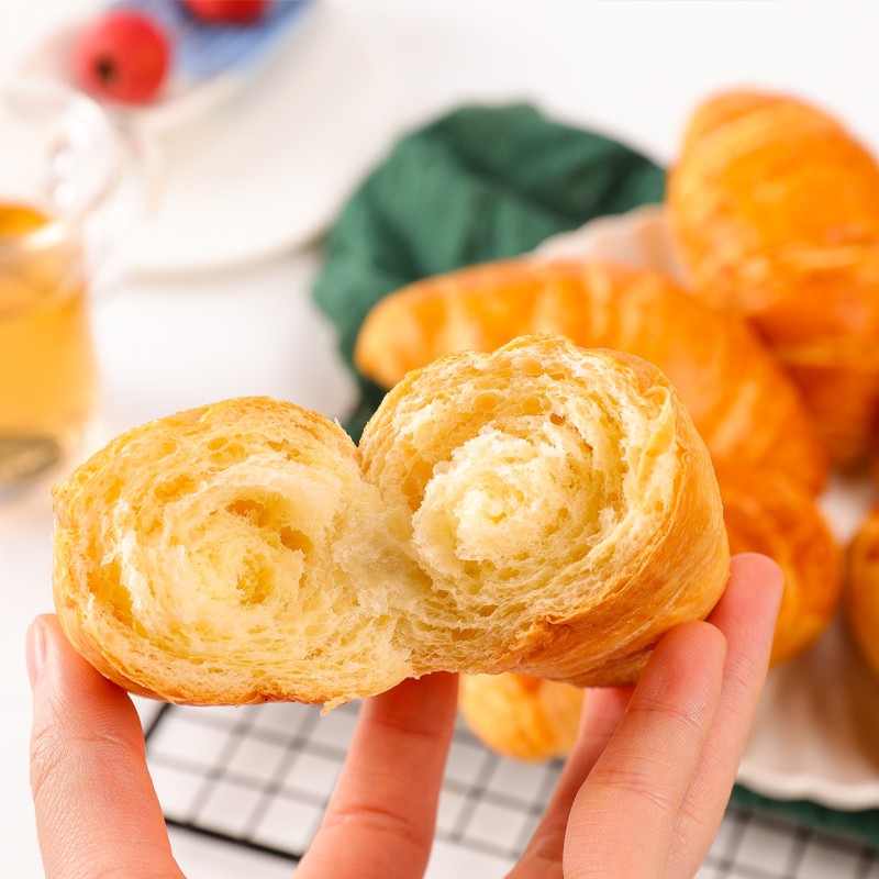 Hot Selling Custom Croissants Bread Whole Box of Casual Snacks Breakfast Hand-Torn Bread Healthy Supper Lazy Fast Food