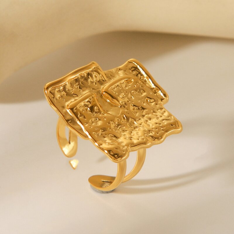 Chunky Ring Factory - Exaggerated Geometric Opening Ring