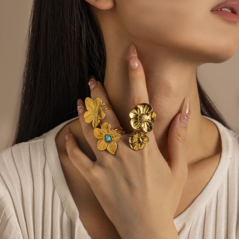 Chunky Ring Manufacturer - Vintage Turquoise Flower Ring