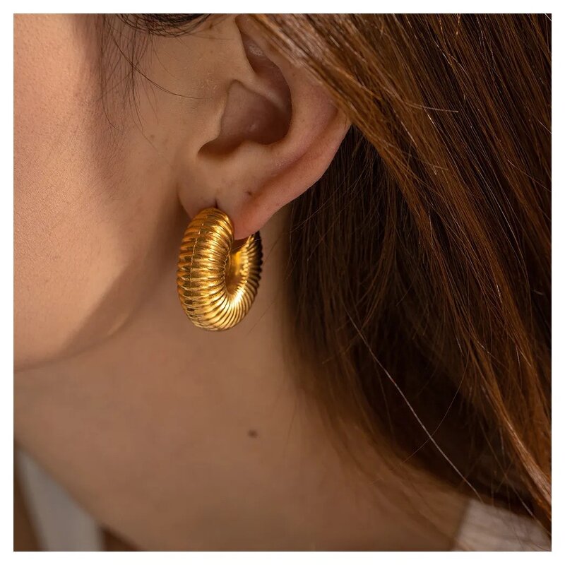 Huggie Earrings Supplier - Chunky C-Shaped Hoop Earrings
