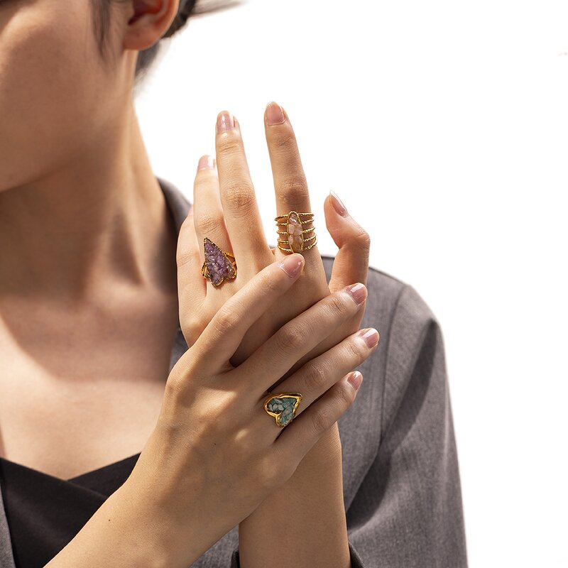 Fashion Ring Supplier - Colorful Stone Heart Ring