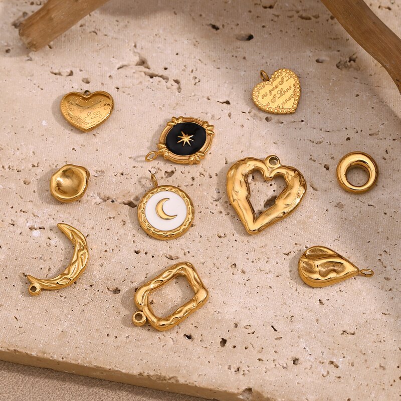 Engraved Pendant Manufacturer - Custom Heart Moon Charm