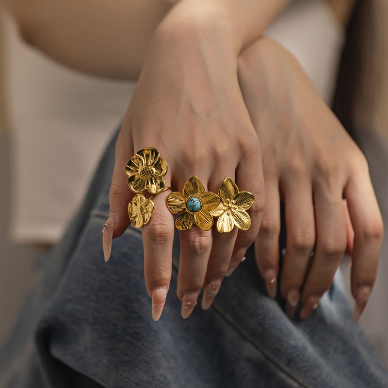 Chunky Ring Manufacturer - Vintage Turquoise Flower Ring