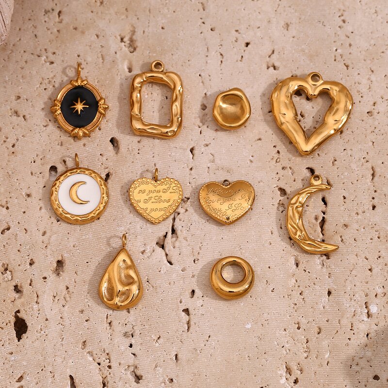 Engraved Pendant Manufacturer - Custom Heart Moon Charm