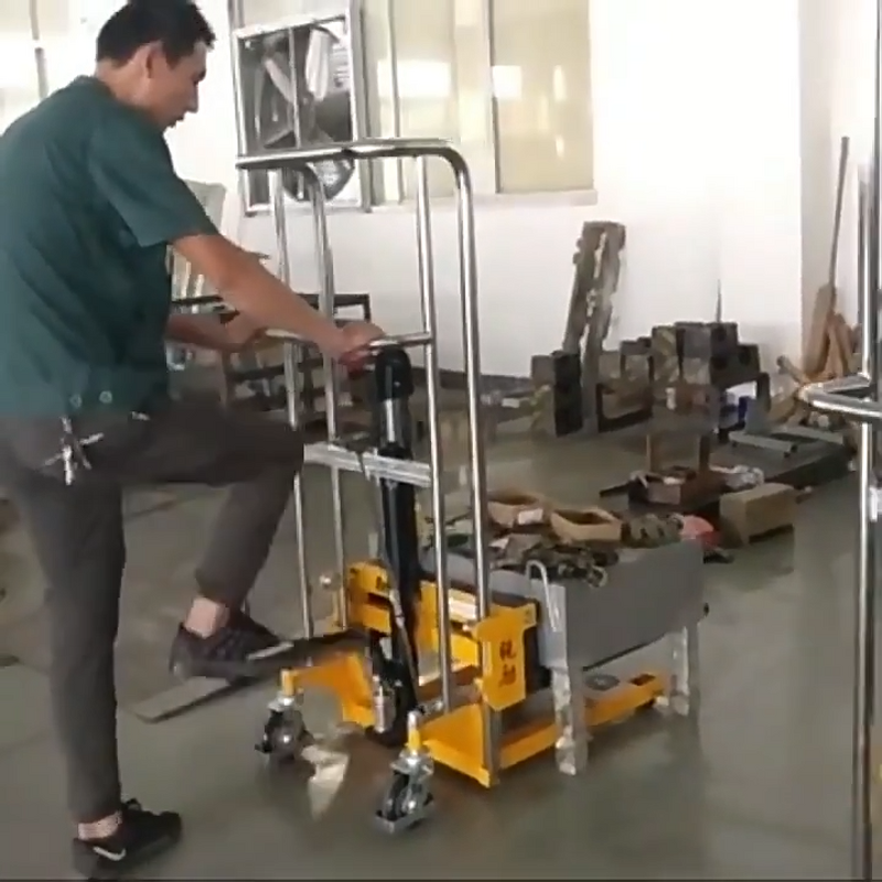 Roller Lifting Truck Manufacturer - Light Film Material 400kg Rubber Roller Forklift