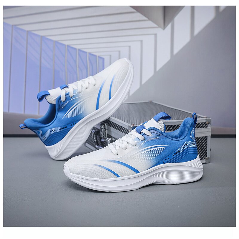 OEM Sneaker Factory - New Models Spring Sports Large Numbers Men Professional Runner Knitting
